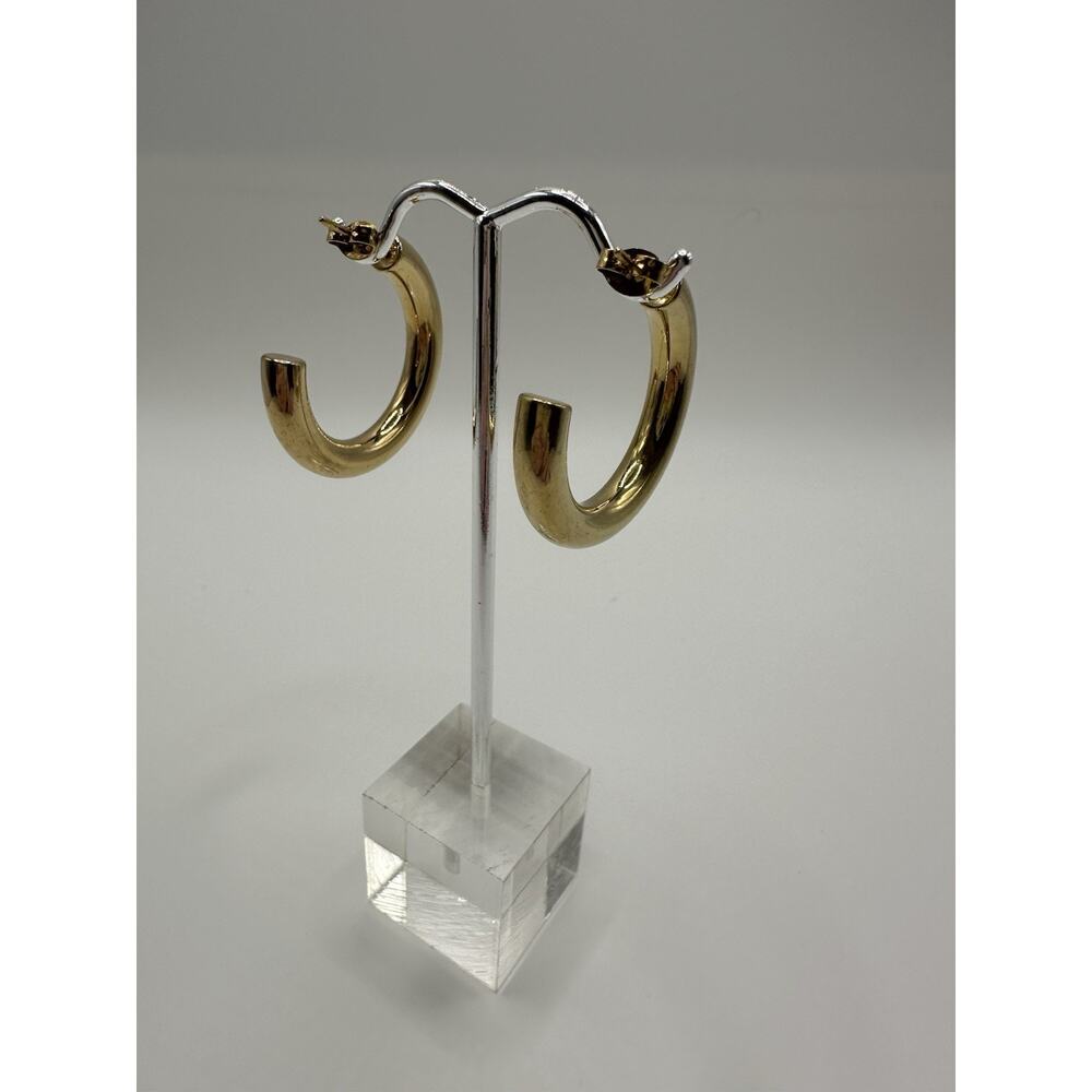 Gold Tone Hoop Huggie Earrings 1.25”W - Picture 4 of 4